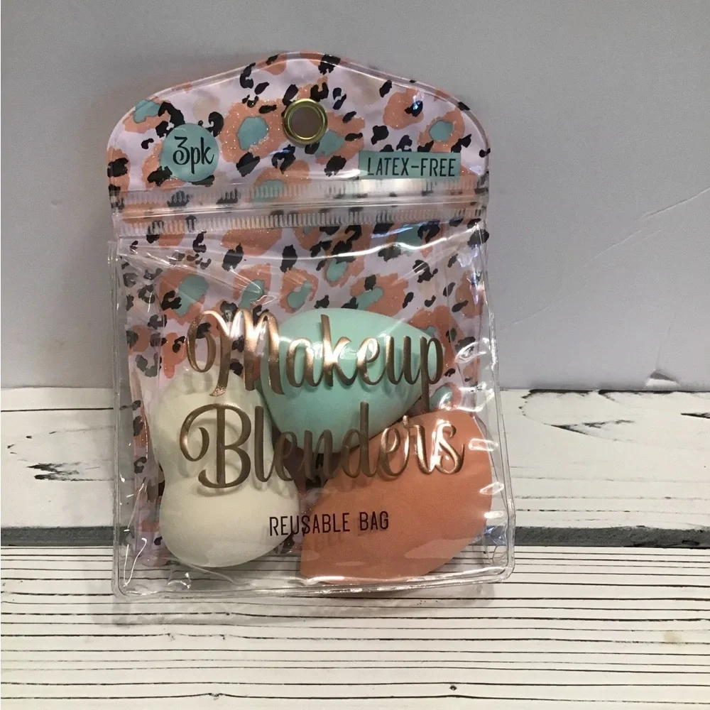 3pk Makeup Blenders with Leopard Print Bag